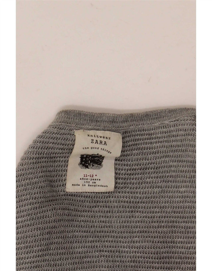Pulover pentru băieți cu gât roșu Zara 11-12 ani, gri