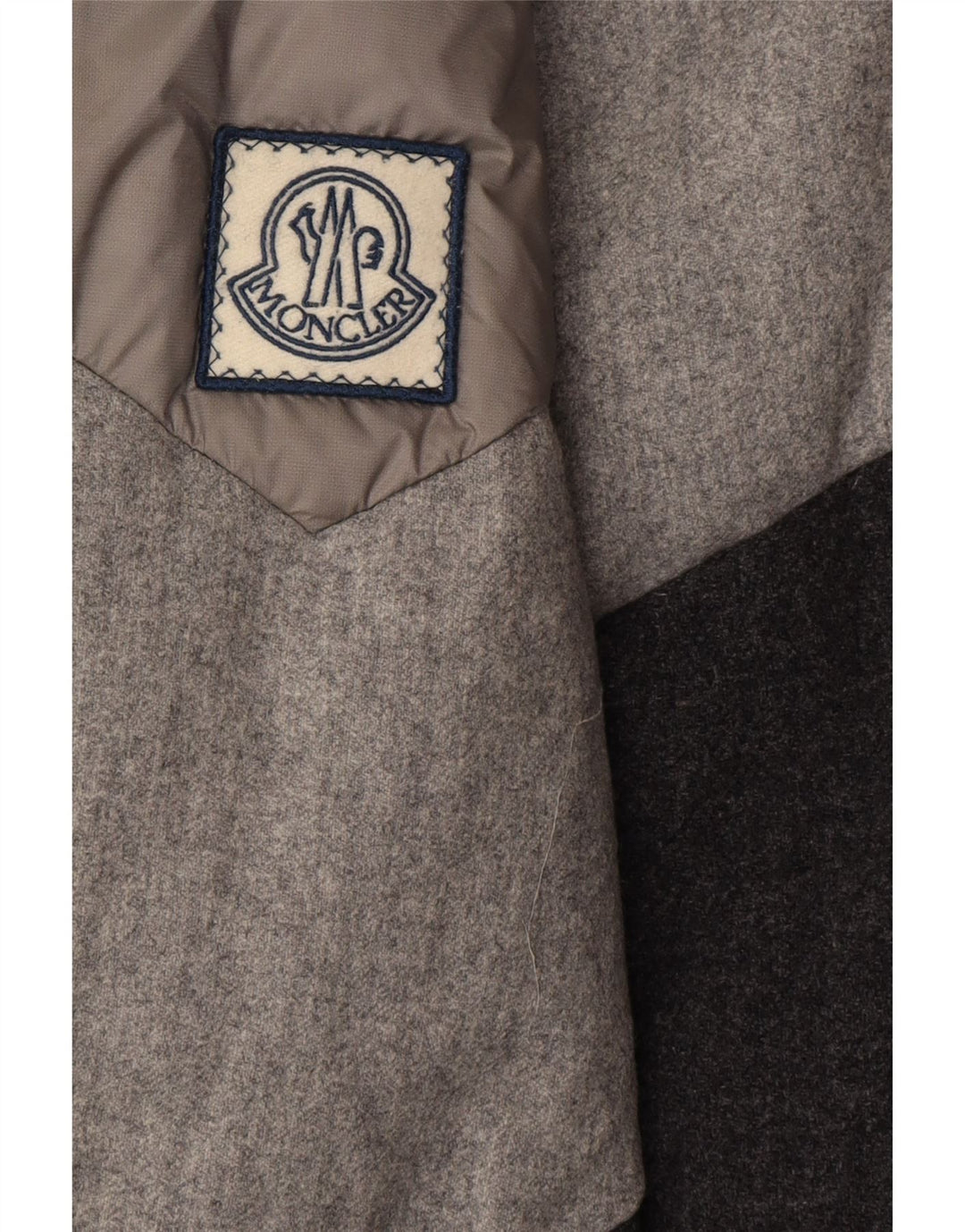 Jachetă căptușită cu glugă Moncler pentru bărbați, mărimea 3, mare, gri, de designer