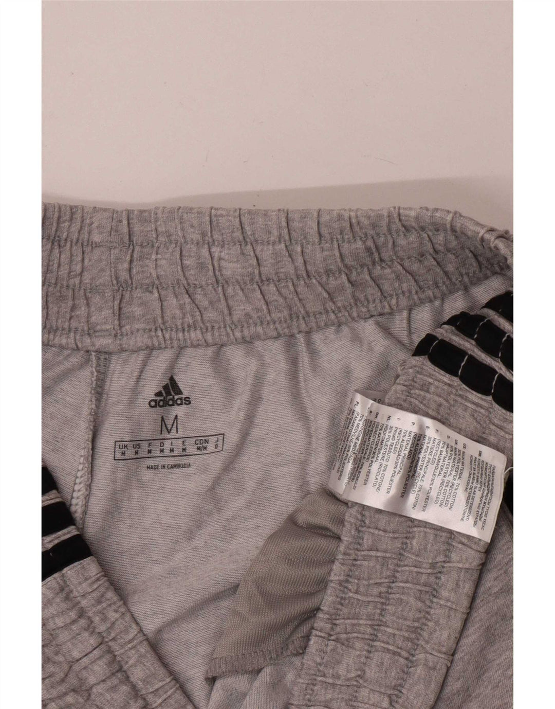 Pantaloni scurți sport Adidas pentru bărbați, bumbac gri mediu