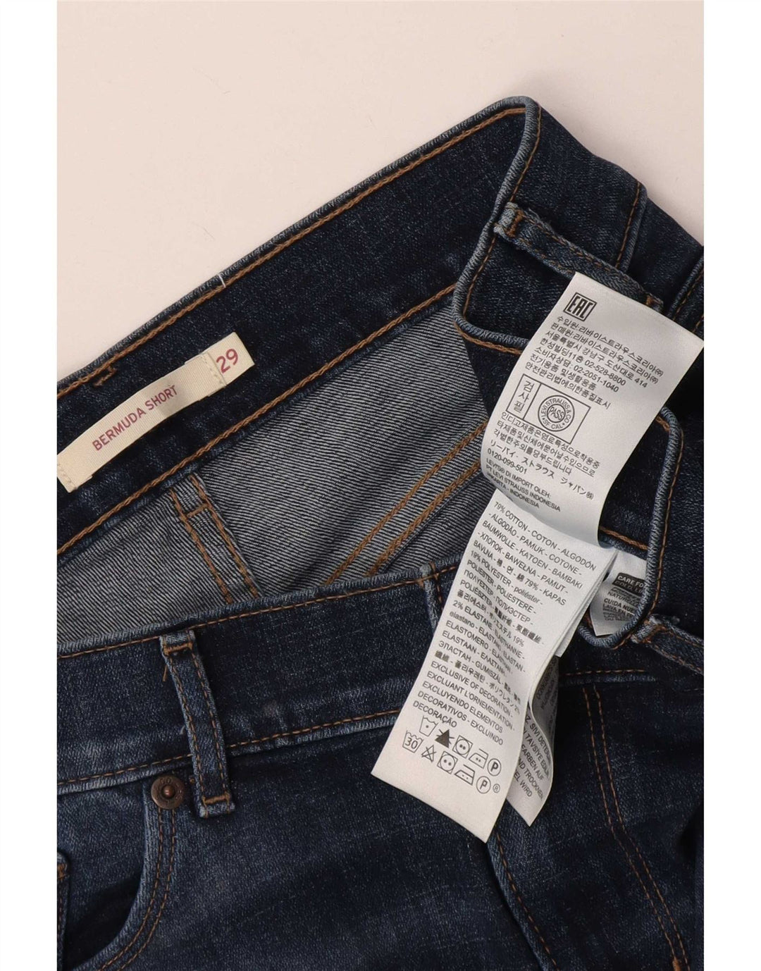 Pantaloni scurți din denim Bermude Levi's W29, bumbac albastru mediu