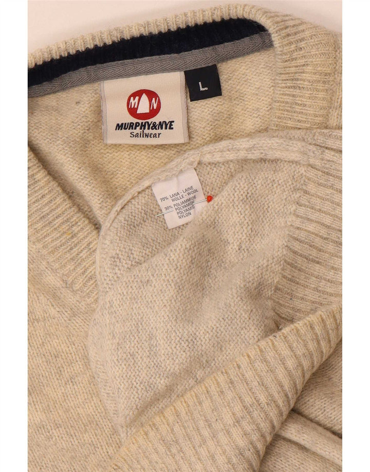 Pulover cu decolteu în V Murphy & Nye pentru bărbați, lână mare, bej cu pete