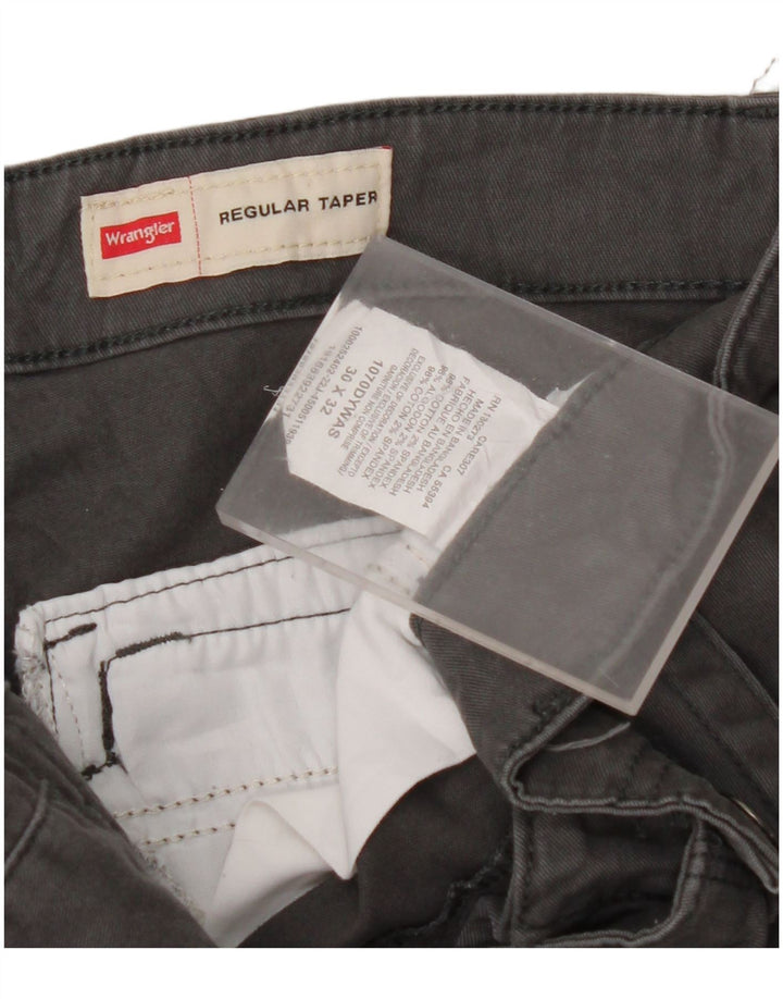 WRANGLER Pantaloni cargo conici pentru bărbați, cu tăiere obișnuită, W30 L32, bumbac gri