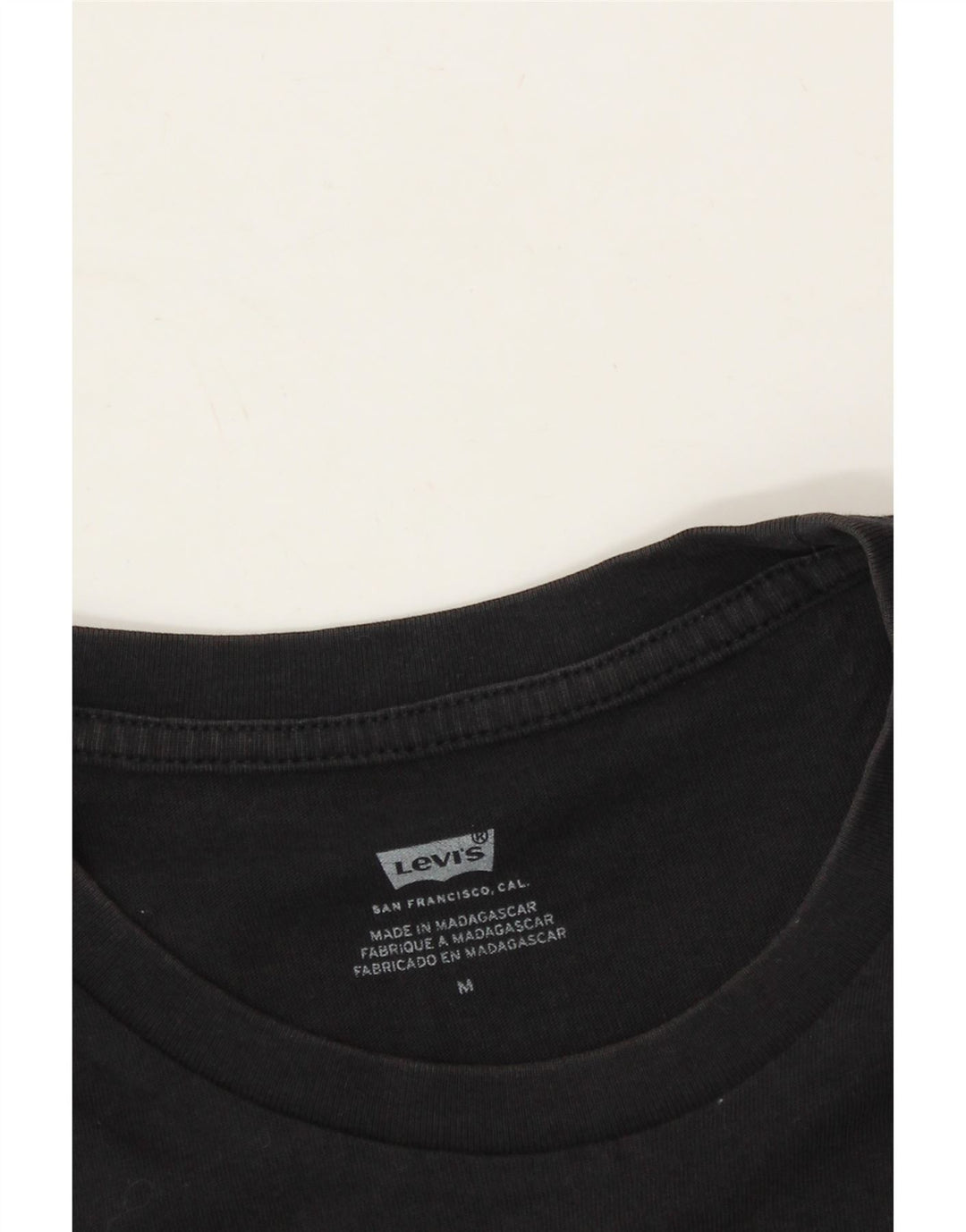 LEVI'S Mens Graphic T-Shirt Top Medium Black Cotton Vintage Levi's and Second-Hand Levi's from Messina Hembry 