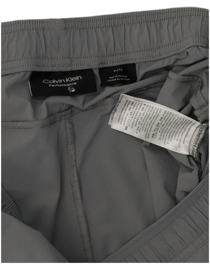 Pantaloni scurți sport de performanță Calvin Klein, XL, gri, poliester color bloc
