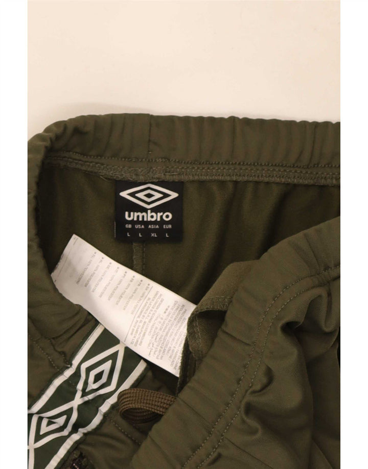 Pantaloni scurți sport grafic Umbro pentru bărbați, mari, kaki, poliester