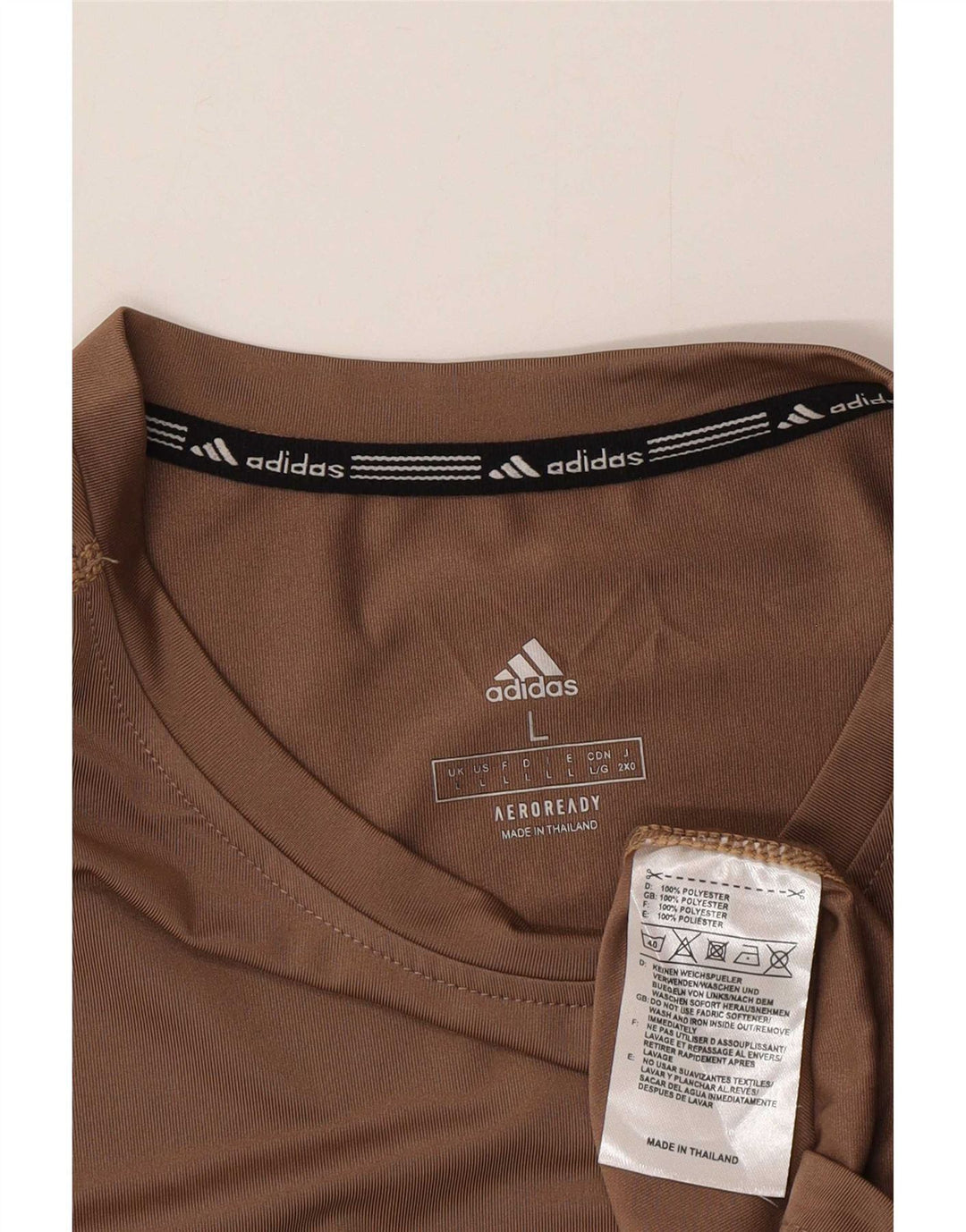 Tricou cu grafică Adidas Aeroready pentru bărbați Top mare din poliester maro