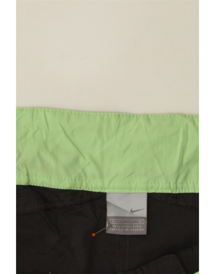 NIKE Womens Tracksuit Trousers US 16/18 XL  Grey Polyester Vintage Nike and Second-Hand Nike from Messina Hembry 