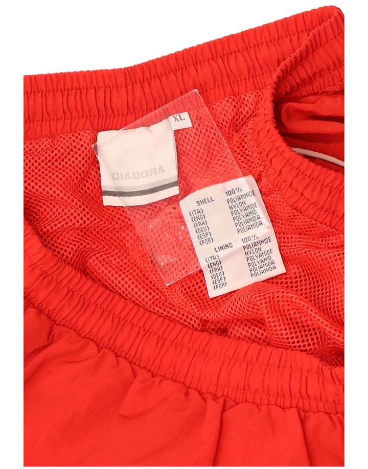 Pantaloni scurți sport pentru bărbați Diadora XL, nailon roșu