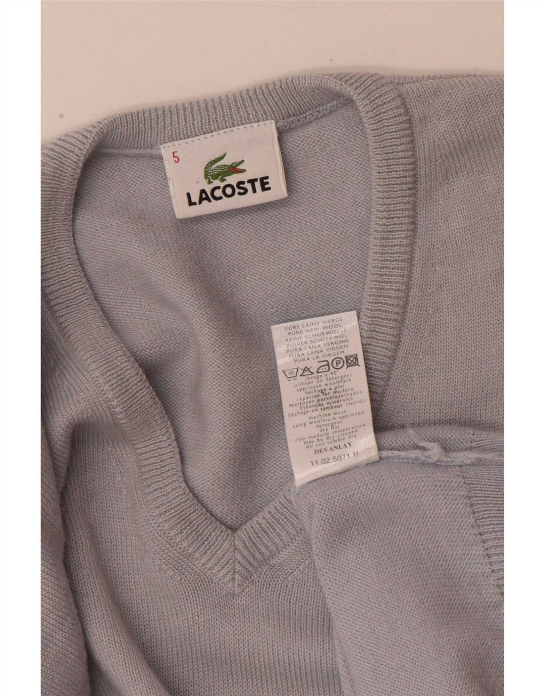 Pulover pentru bărbați Lacoste cu decolteu în V, mărime 5, mare, lână virgină, albastră