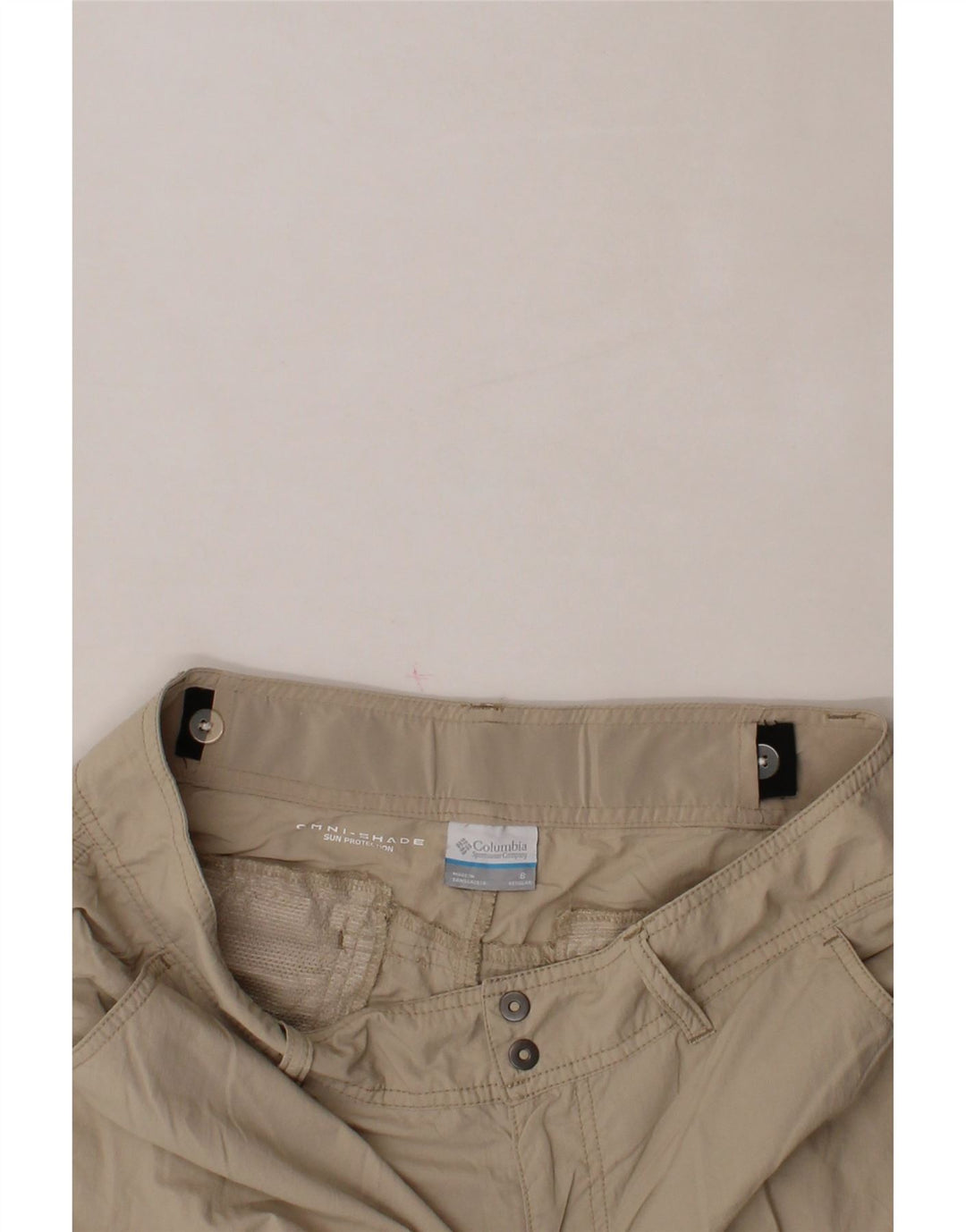 COLUMBIA Womens Omni-Shade Cargo Shorts US 8 Medium W32  Beige Polyester Vintage Columbia and Second-Hand Columbia from Messina Hembry 