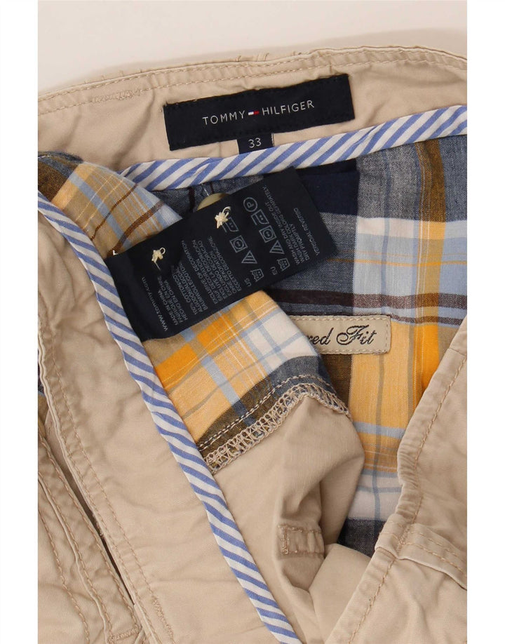 Pantaloni scurți cargo Tommy Hilfiger pentru bărbați, cu tăiere relaxată, W33, bumbac mediu bej