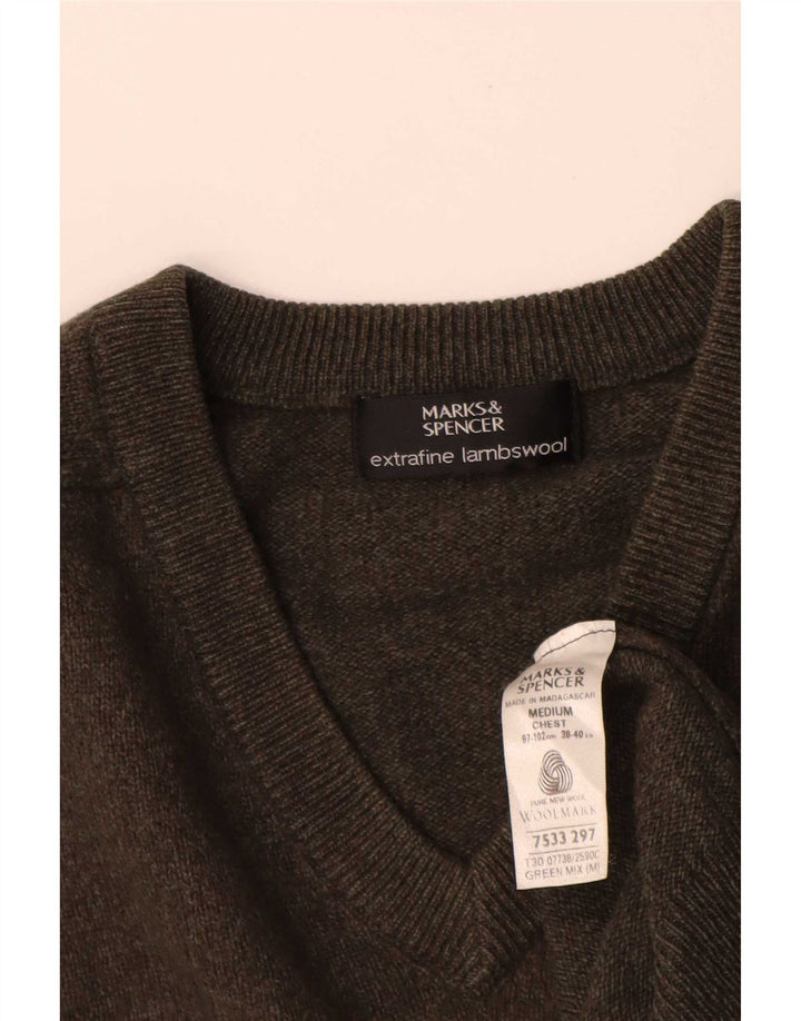 Pulover pentru bărbați Marks & Spencer, cu decolteu în V, din lână de miel verde mediu
