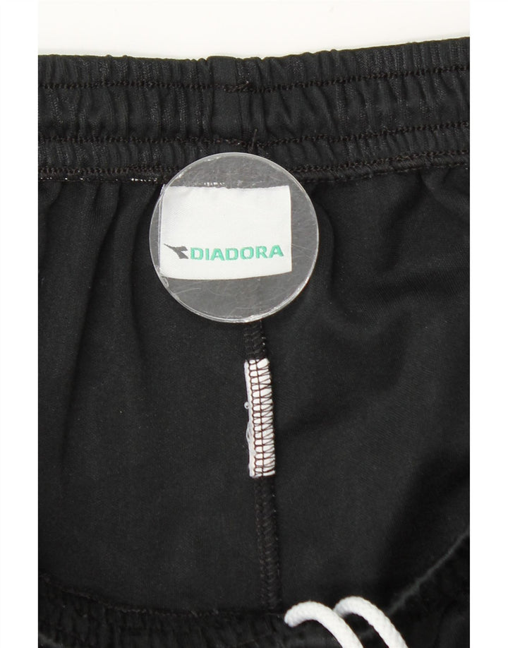 Pantaloni scurți sport Diadora pentru bărbați, mediu negru