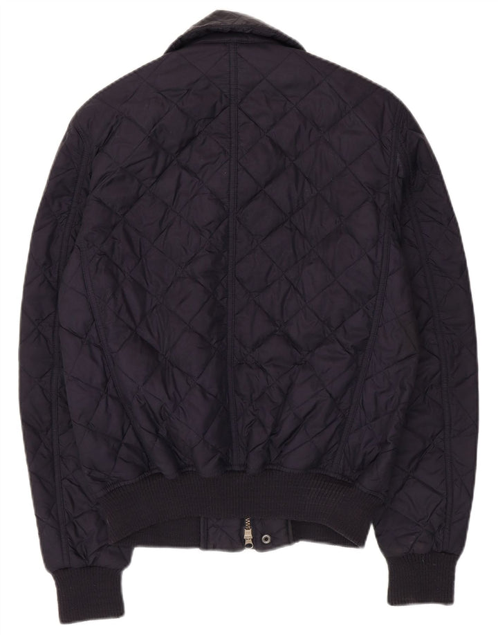 Jachetă matlasată pentru bărbați Barbour UK 36 Poliamidă mică, albastru bleumarin