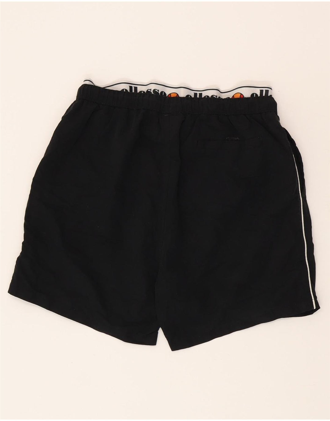 Pantaloni scurți sport grafic Ellesse pentru bărbați, poliester color bloc mediu, negru