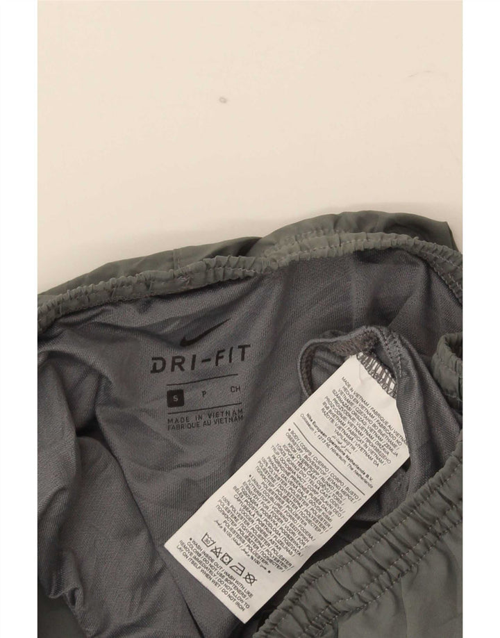Pantaloni scurți sport Nike Dri Fit pentru bărbați, gri mici, poliester color bloc