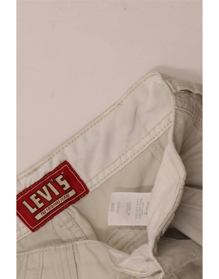 Pantaloni scurți cargo pentru bărbați Levi's W32, bumbac bej