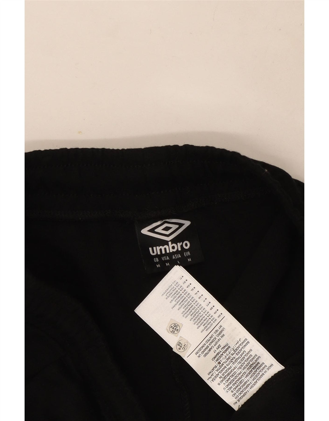 Pantaloni scurți sport Umbro pentru bărbați, bumbac mediu negru