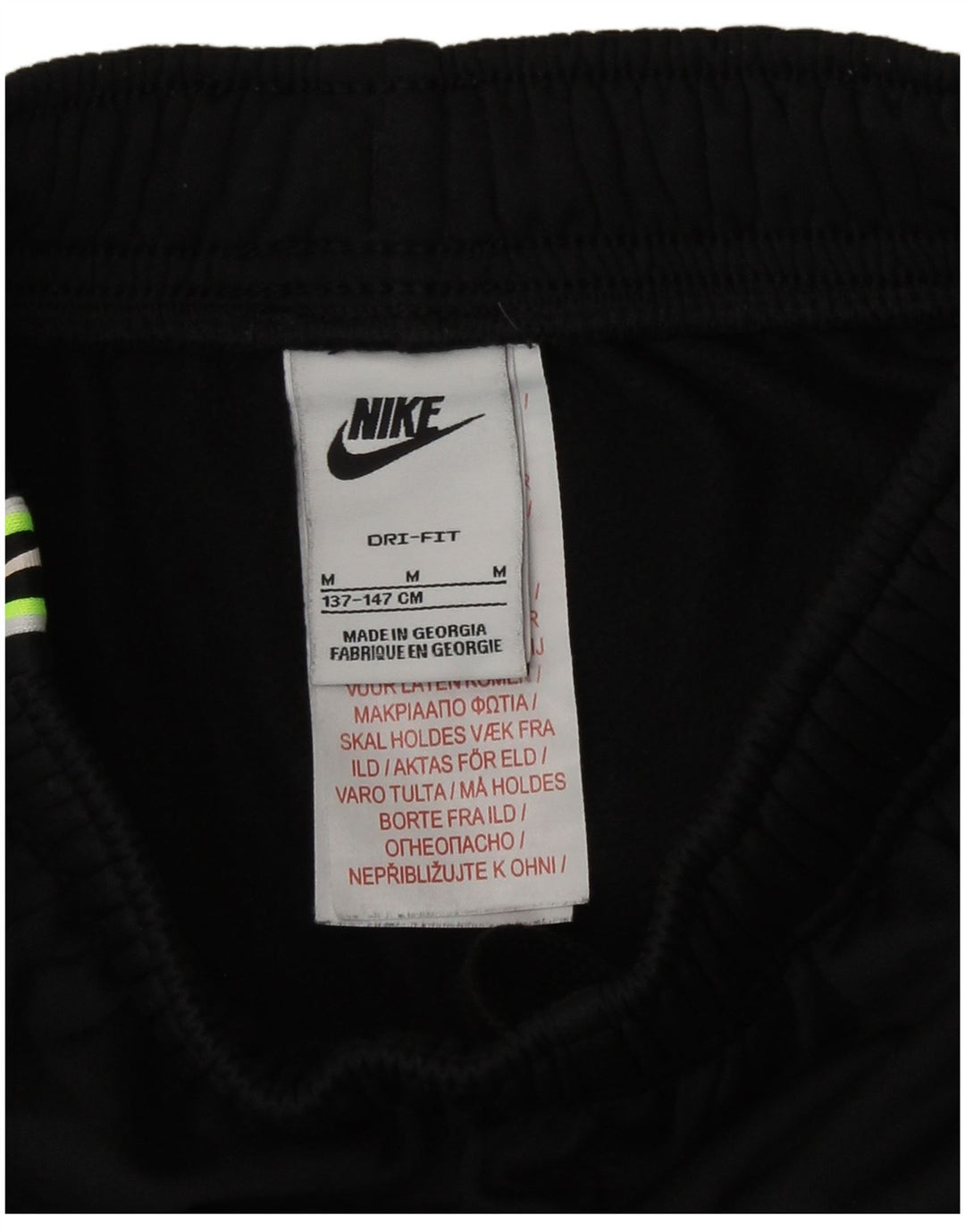 Pantaloni scurți sport Nike Dri Fit Graphic pentru băieți 10-11 ani Poliester negru mediu