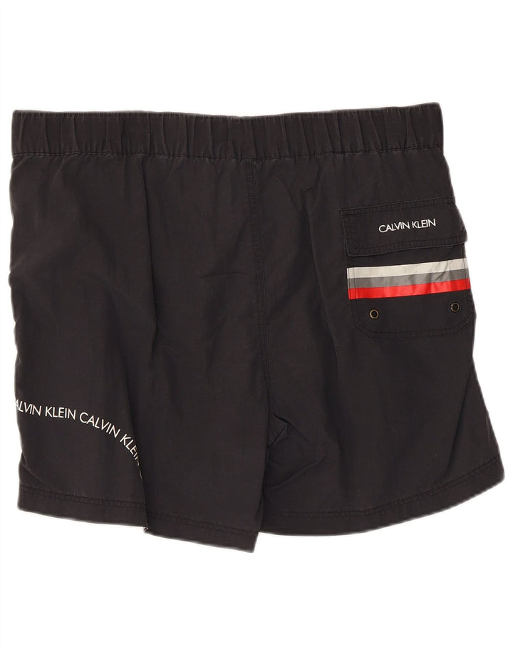 Pantaloni scurți de înot grafic Calvin Klein pentru bărbați, nailon mediu negru