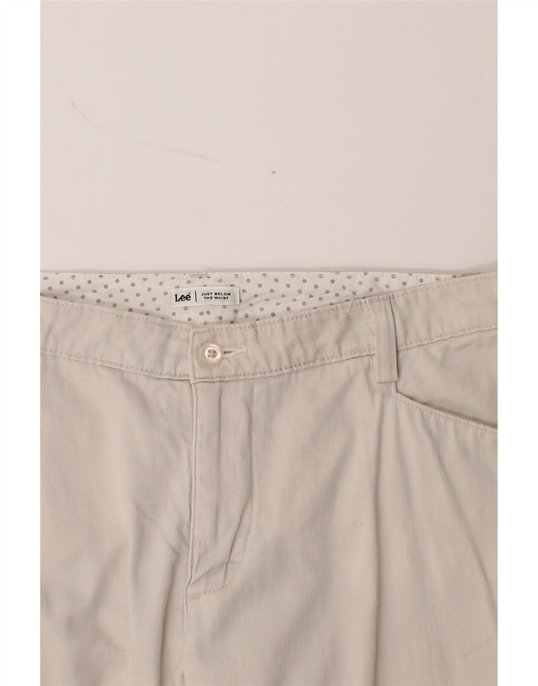 LEE Womens Bermuda Shorts W34 Large Off White Vintage Lee and Second-Hand Lee from Messina Hembry 