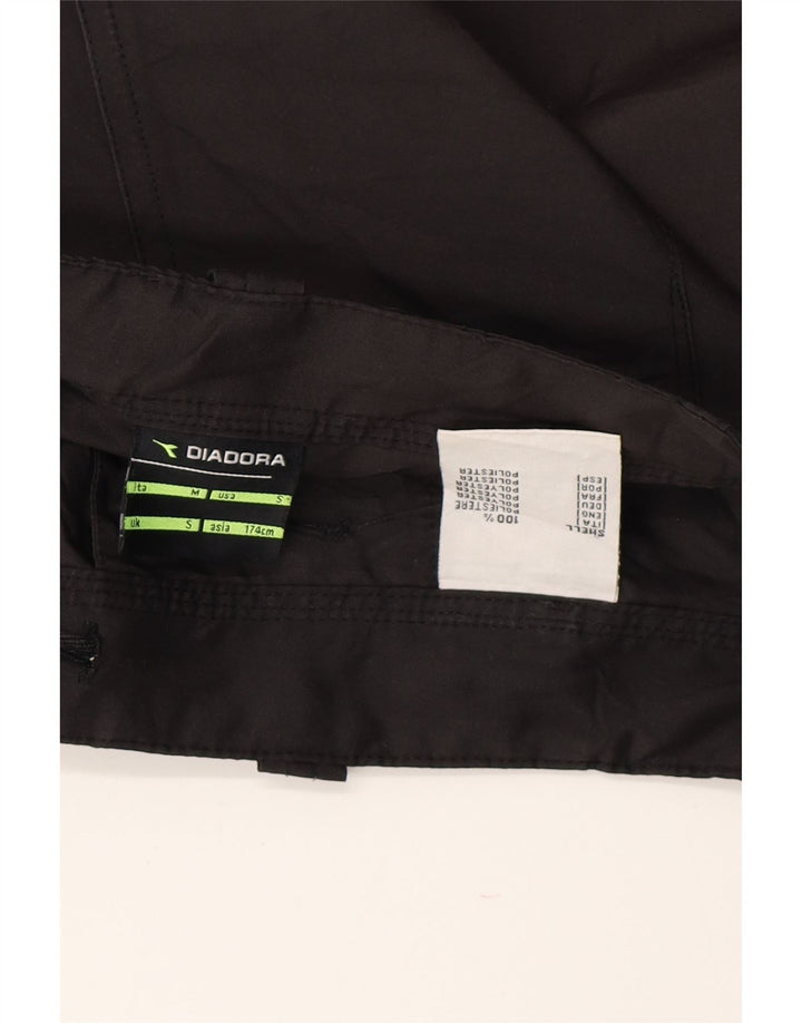 Pantaloni scurți pentru bărbați DIADORA Italia Cargo Small W32 Poliester negru
