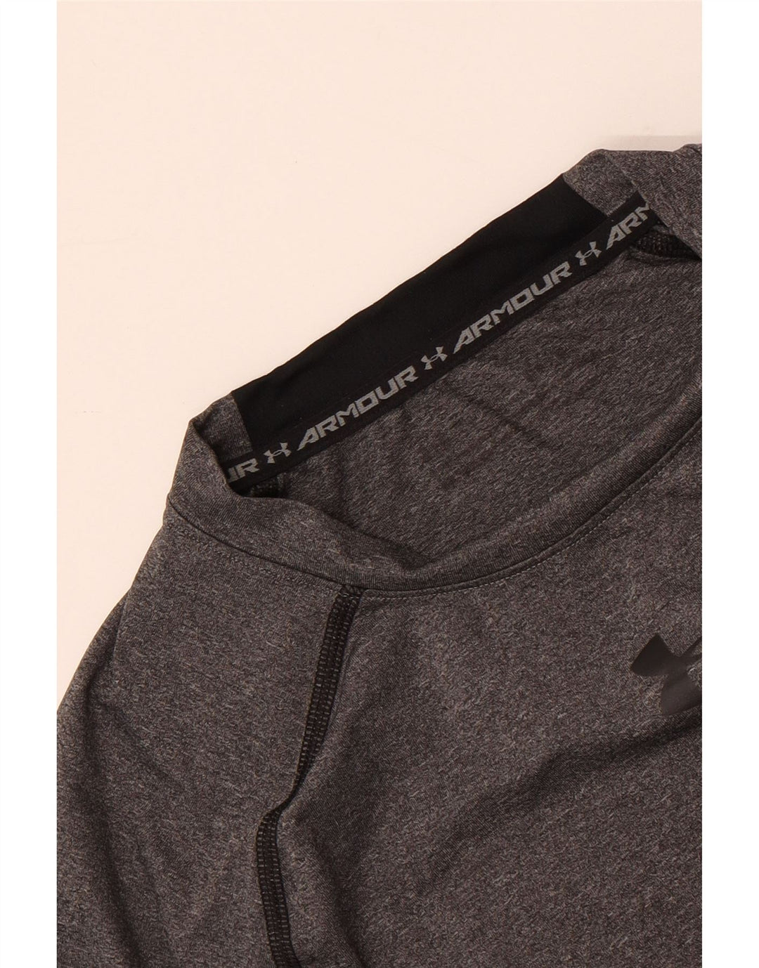 Top grafic pentru bărbați UNDER ARMOUR cu mânecă lungă, gri mic, pete