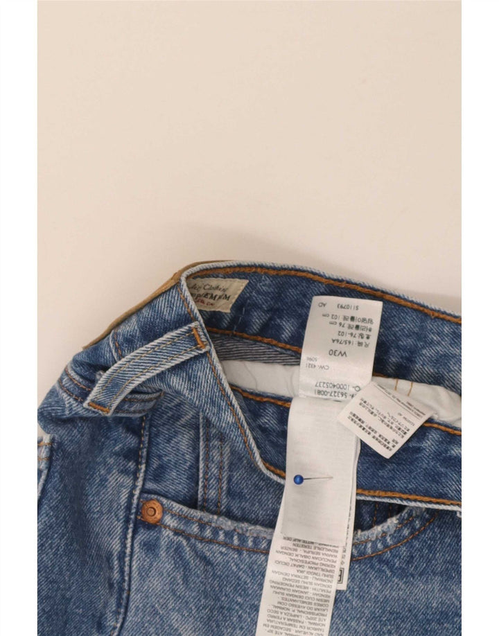 Pantaloni scurți Levi's pentru femei 501 din denim distressed W30, bumbac albastru mediu