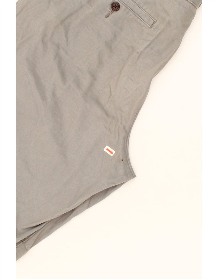 DOCKERS Mens Chino Shorts W34 Large Grey Cotton Vintage Dockers and Second-Hand Dockers from Messina Hembry 