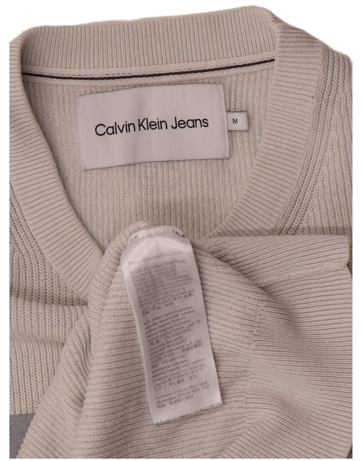 Pulover Calvin Klein Jeans pentru bărbați, cu gât roșu, gri mediu