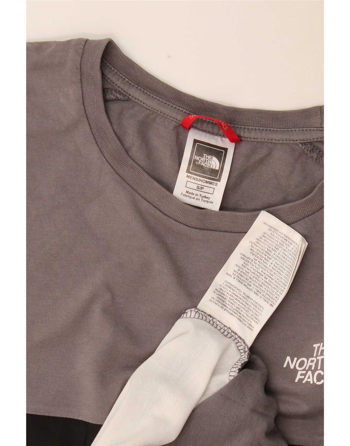 Tricou cu grafică obișnuită The North Face pentru bărbați Top mic, gri, color block