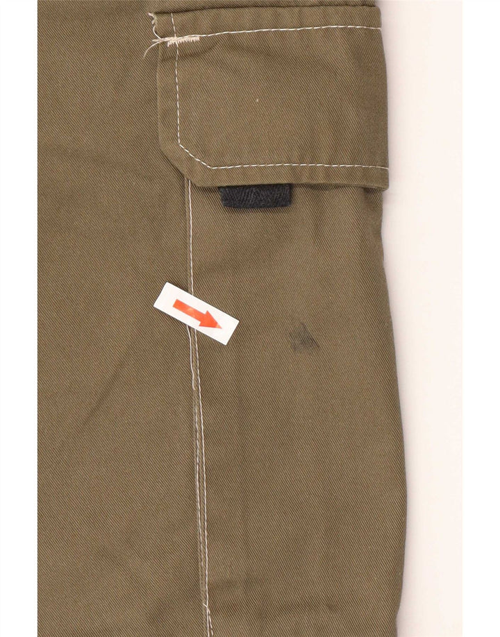Pantaloni scurți cargo pentru bărbați Basics XL W38 Kaki Poliester