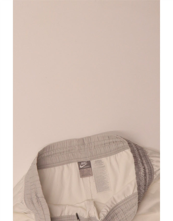 NIKE Womens Sport Shorts UK 14/16 Large White Polyester Vintage Nike and Second-Hand Nike from Messina Hembry 