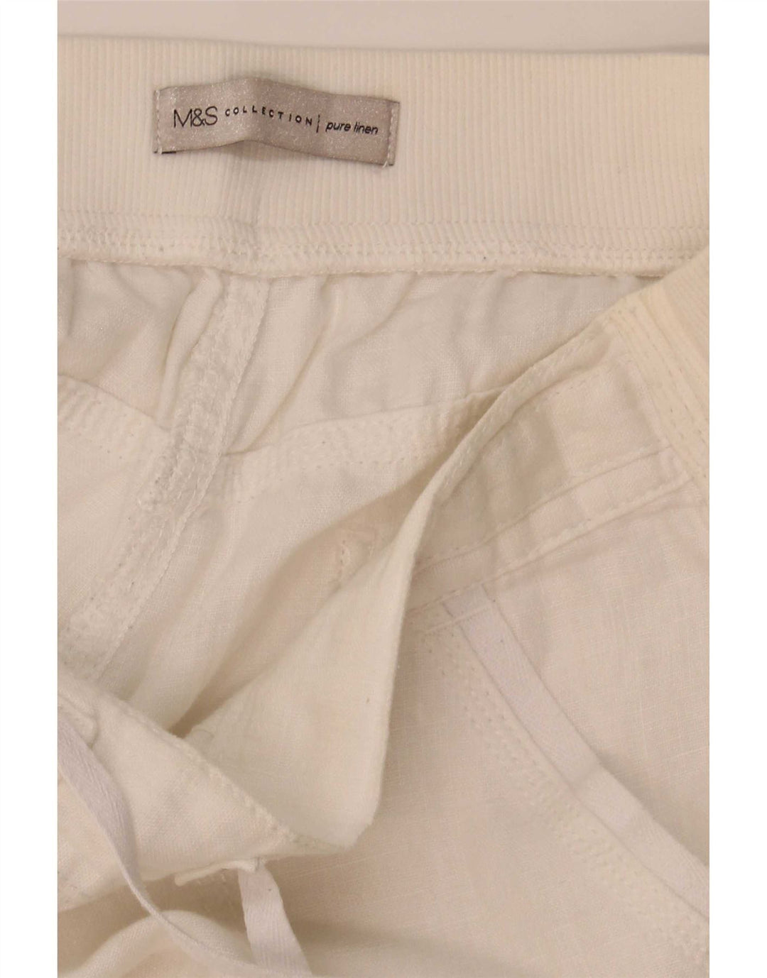 Marks & Spencer Pantaloni drepti Capri pentru femei W32 L21 in alb