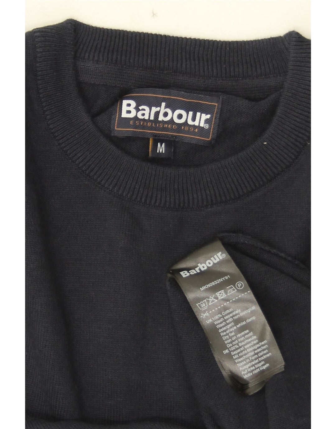 Pulover Barbour pentru bărbați cu gât roșu, bumbac mediu albastru bleumarin