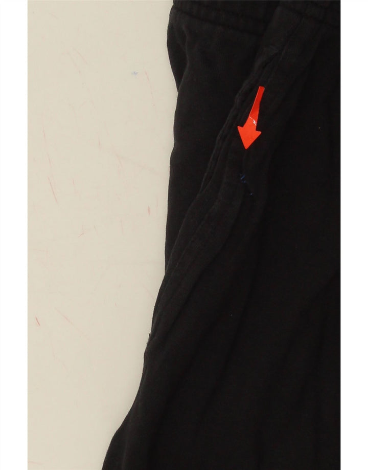 NIKE Mens Sport Shorts Small Black Vintage Nike and Second-Hand Nike from Messina Hembry 