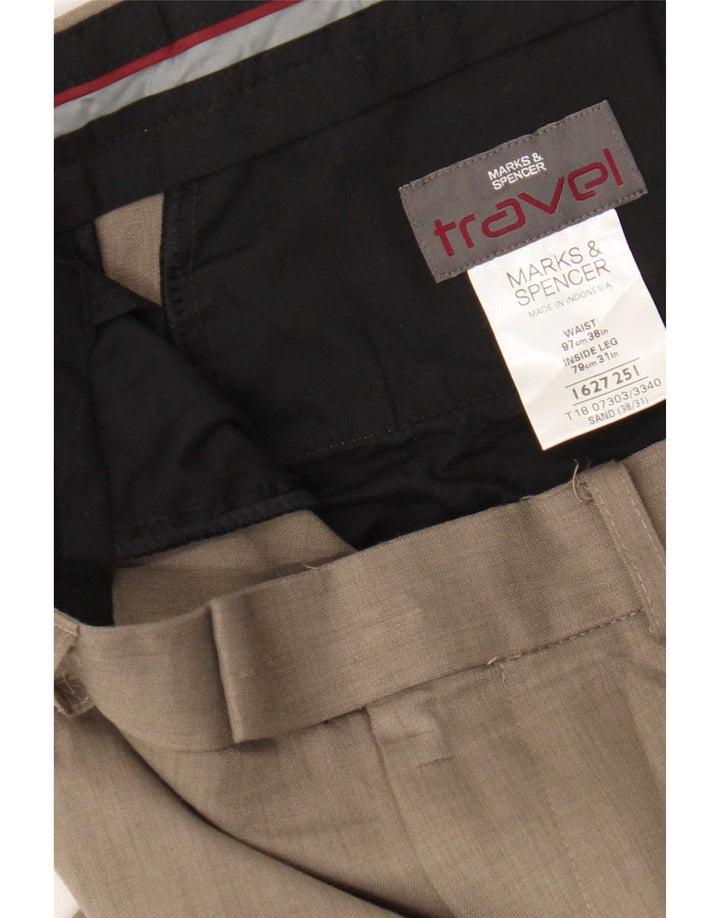 Marks & Spencer Pantaloni drepți pentru bărbați W38 L31 poliester bej