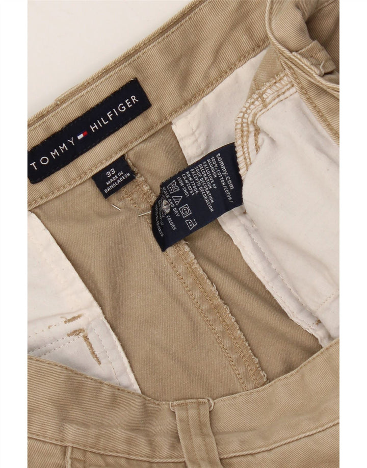 Pantaloni scurți cargo Tommy Hilfiger pentru bărbați W33, bumbac mediu bej