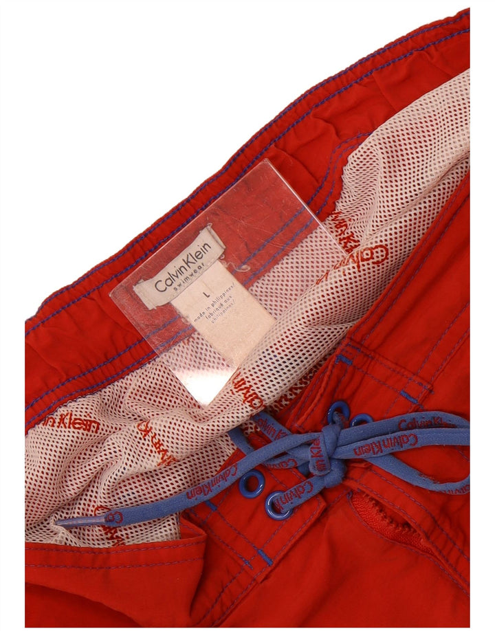 Pantaloni scurți de înot grafic Calvin Klein pentru bărbați, poliester roșu mare
