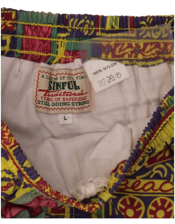 Pantaloni scurți sport grafic pentru bărbați Sinful, mari, multicolore, mozaic hawaian