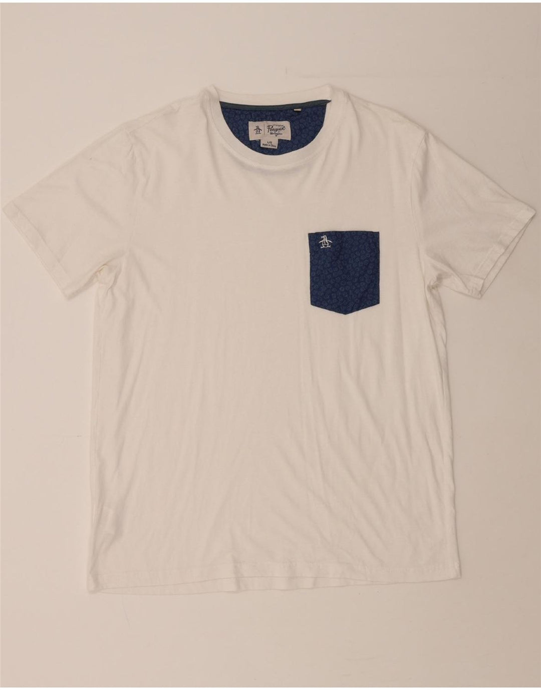 PENGUIN Mens T-Shirt Top Large White Cotton Vintage Penguin and Second-Hand Penguin from Messina Hembry 