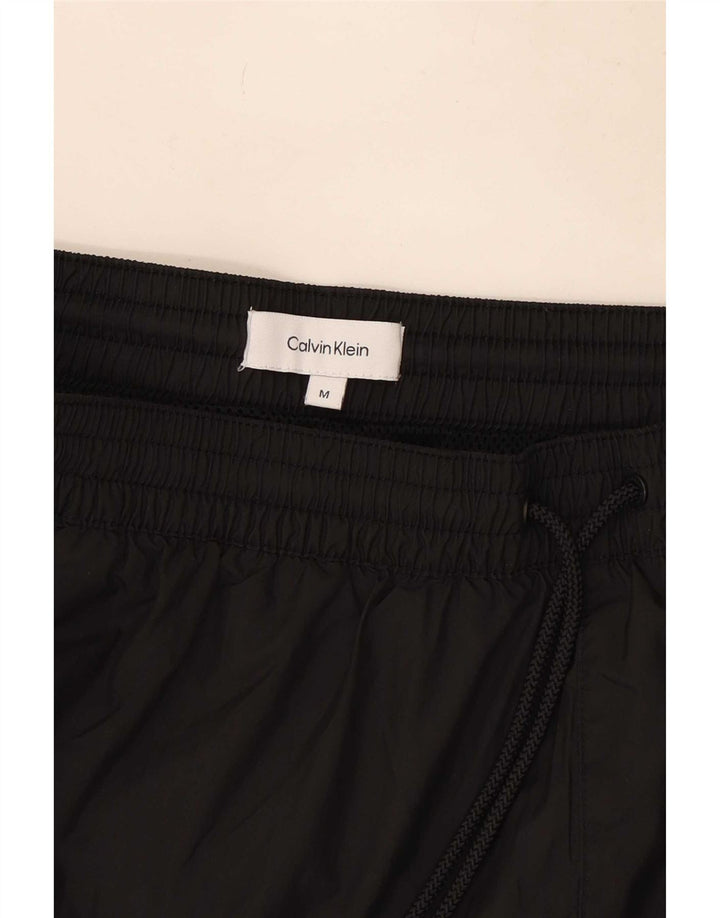 Pantaloni scurți de înot grafic Calvin Klein pentru bărbați, medii, negru, color block