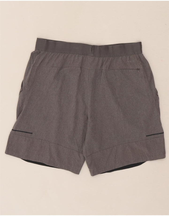 RUSSELL ATHLETIC Mens Sport Shorts Large Grey Polyester Vintage Russell Athletic and Second-Hand Russell Athletic from Messina Hembry 