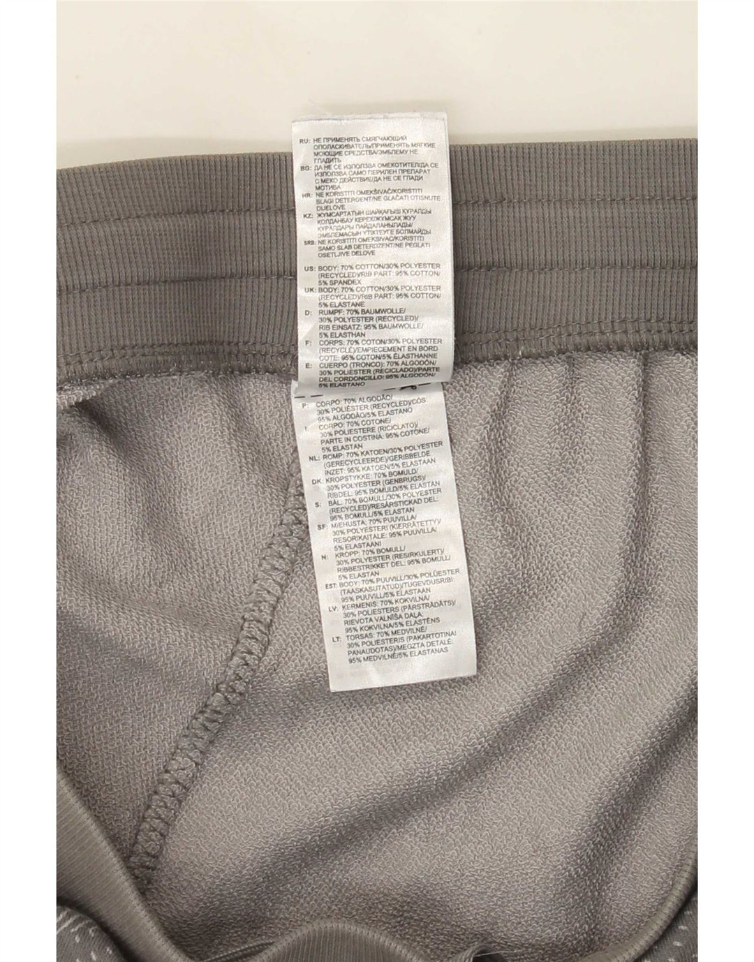 Pantaloni scurți sport adidas pentru bărbați, bumbac geometric, gri mediu