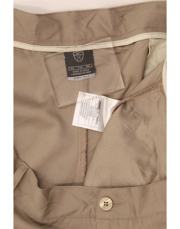 Pantaloni scurți chino pentru bărbați Nike Dri Fit Pegged W42 2XL poliester bej