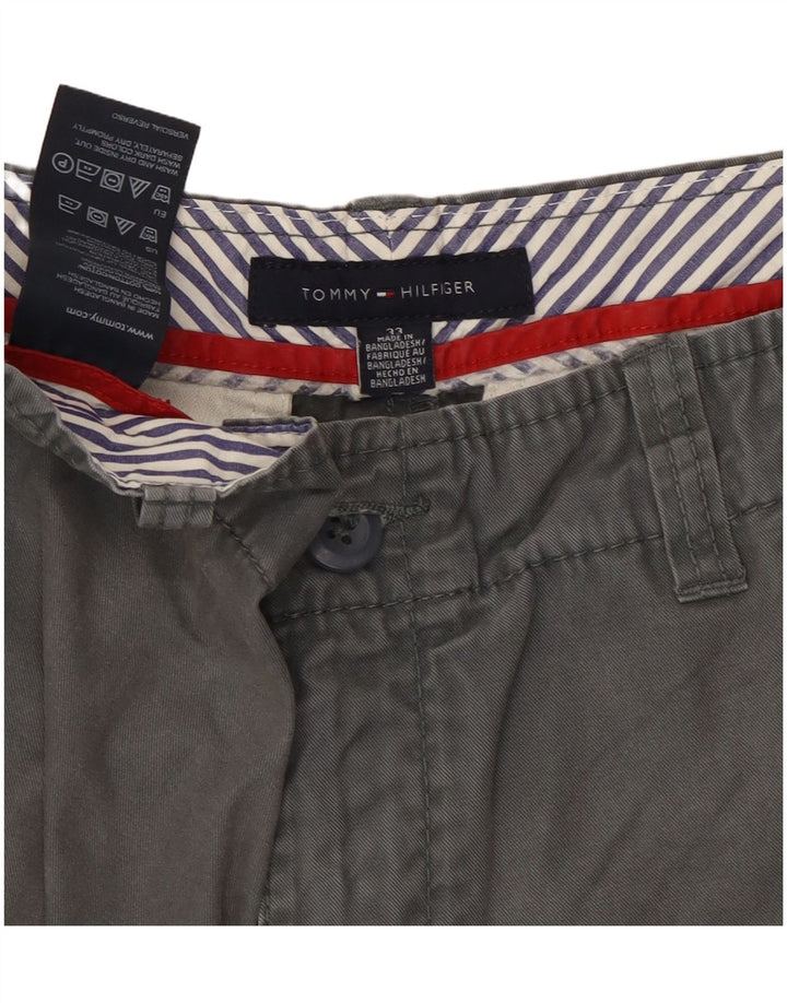 Pantaloni scurți cargo Tommy Hilfiger pentru bărbați W33, bumbac gri mediu