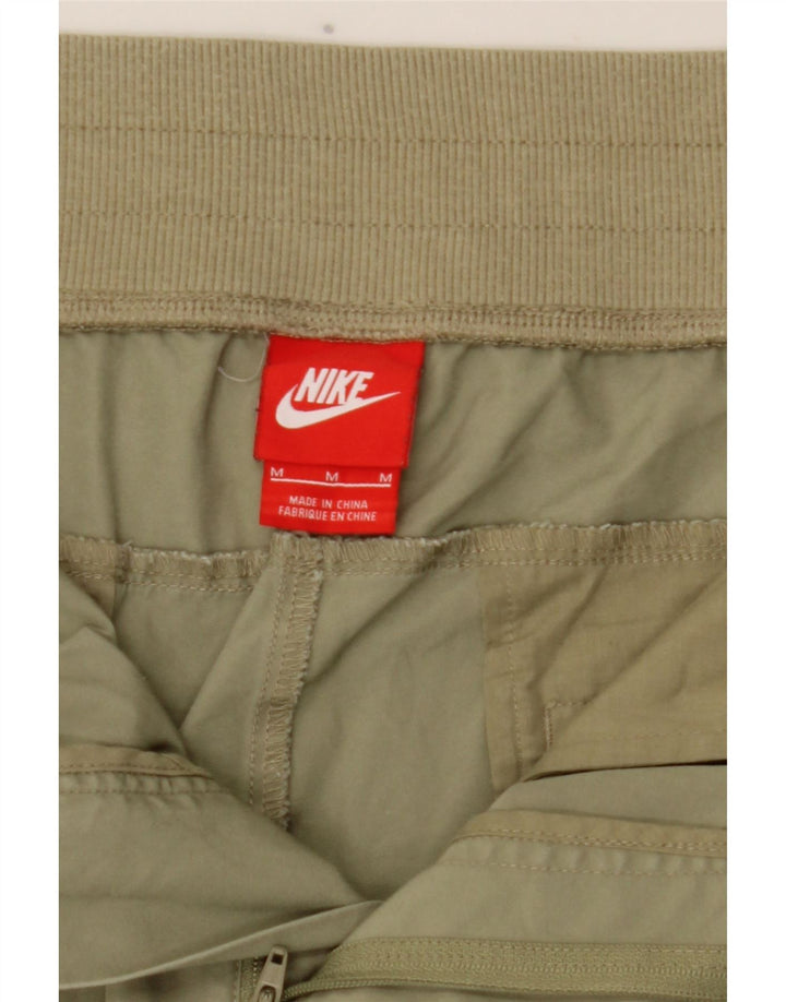 Pantaloni scurți cargo Nike pentru bărbați, mediu W32, bumbac kaki