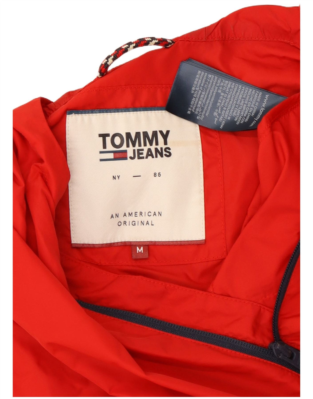 Jachetă de ploaie cu glugă pentru bărbați Tommy Hilfiger UK 38 Poliamidă roșie medie