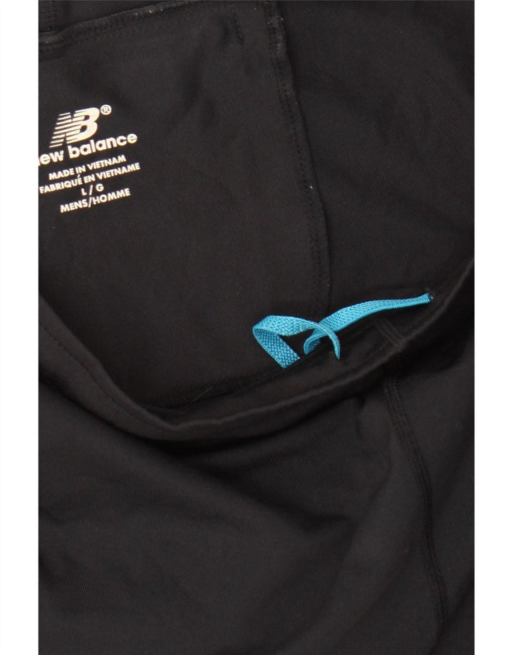 Pantaloni scurți sport grafic New Balance pentru bărbați, mari, negri