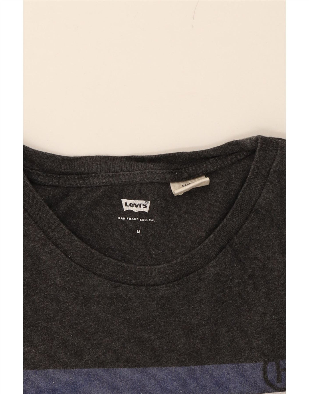 LEVI'S Mens Graphic T-Shirt Top Medium Grey Cotton Vintage Levi's and Second-Hand Levi's from Messina Hembry 